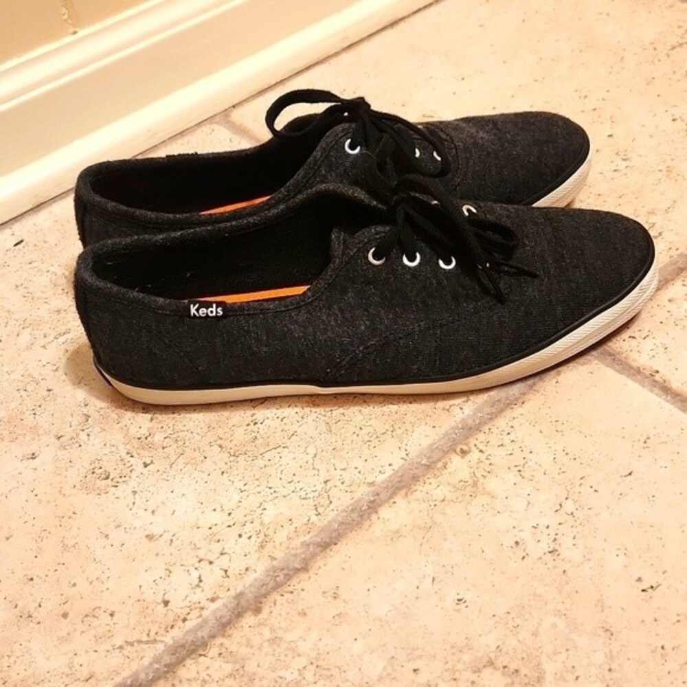 Keds Women's Ortholite Champion Originals Sneakers Dark Blue Size 8.5